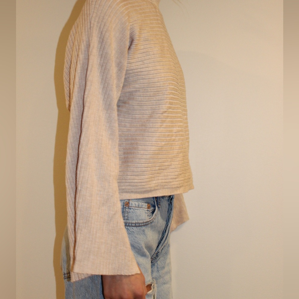 Pink rose long sleeve sweater/lounge shirt - Picture 1 of 4